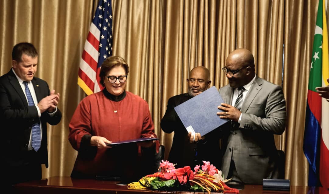 image Les États-Unis et les Comores signent un accord historique 